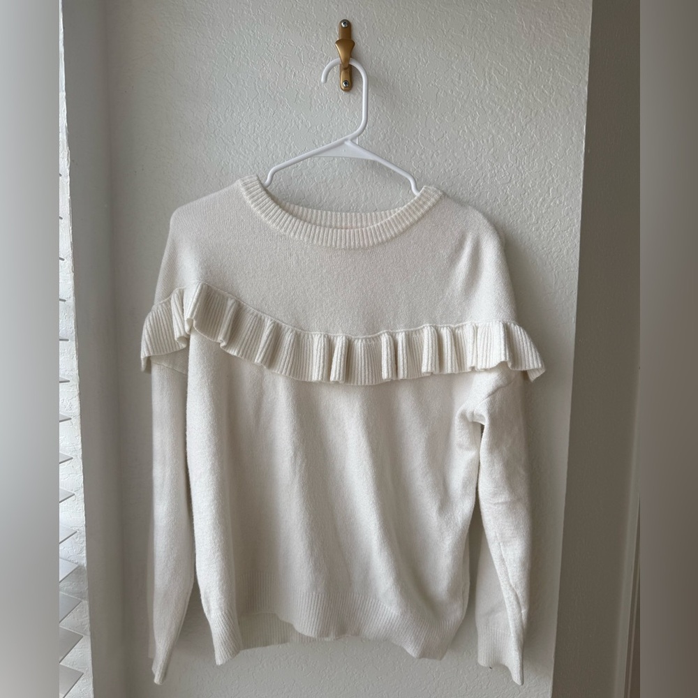 RE:NAMED CREAM COLORED RUFFLE SWEATER ONE SIZE FITS MOST NWOT